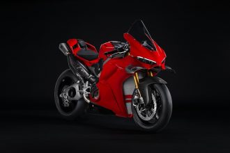 Ready To Dominate The Track: The Panigale V4 And V2 With Ducati Performance Accessories