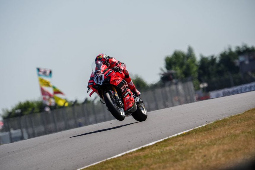 Worldsbk: Bulega Tops The Times Despite A Crash