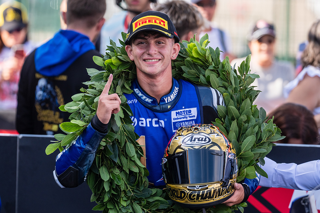 Alessandro Di Persio Crowned 2025 Fim Yamaha R3 Blu Cru World Cup Champion
