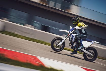 Husqvarna Mobility Unveils Refined Fs 450 For 2026