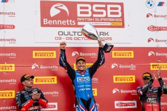 Brookes Back On Top To Win Dramatic British Superbikes Opener At Oulton Park