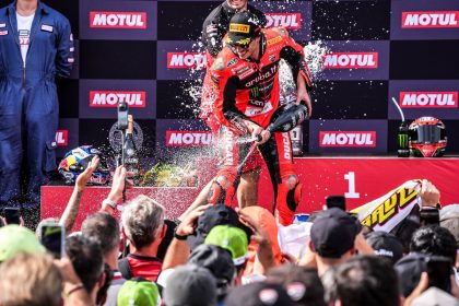 Worldsbk: Bulega Answers Back To Toprak As The Title Fight Goes To Jerez